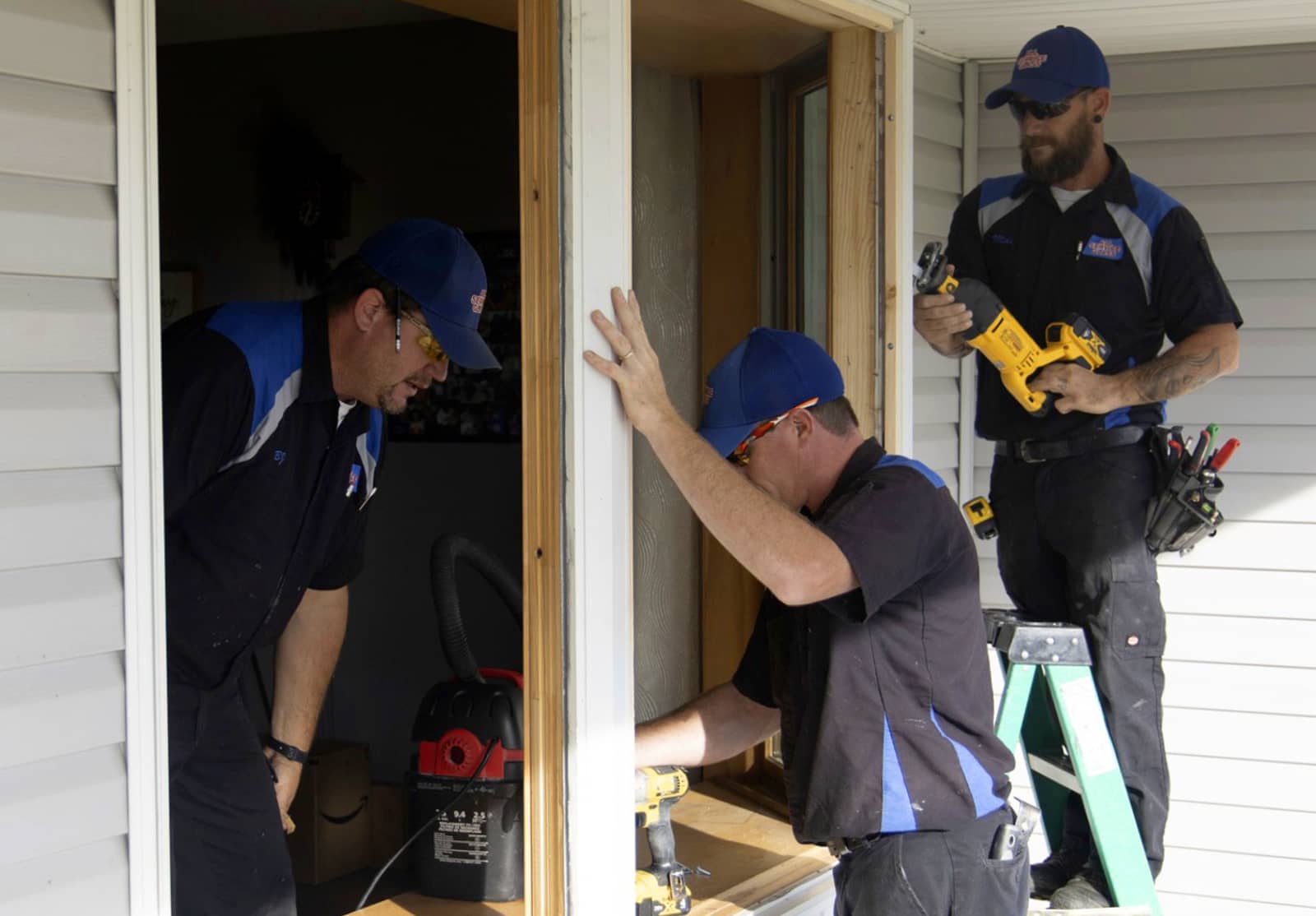 All Service Glass | Aileron